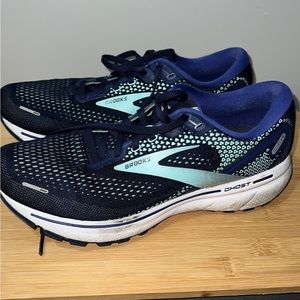 Brooks Ghost 14 running shoes